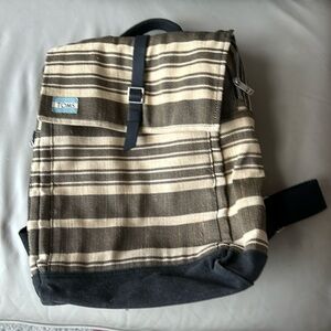 Toms backpack. In excellent condition